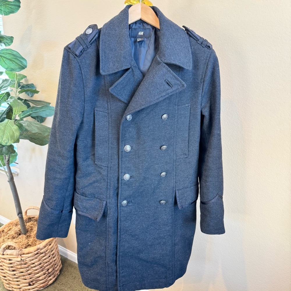 H&M Men 38R Gray Peacoat Double Breasted Trench Coat Military Style Viscose/Poly